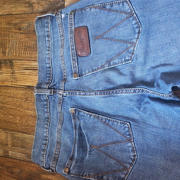 Wrangler Retro Men's Slim‎ Straight Leg Jeans. Size 31/32 - Picture 3 of 9